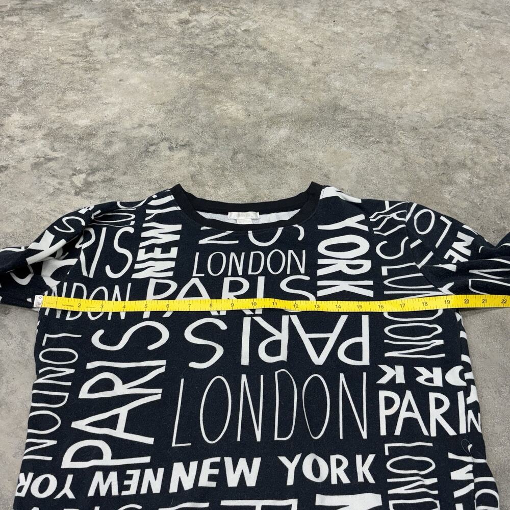 Forever 21 London Paris New York Black And White Crewneck Small Y2K - Picture 6 of 7